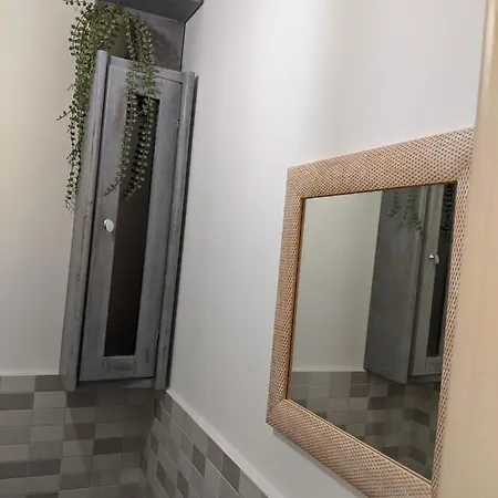 Apartment Cristian Near Old Town