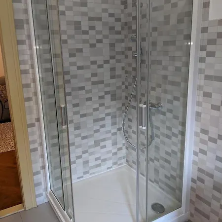 Cristian Near Old Town شقة تيميشورا