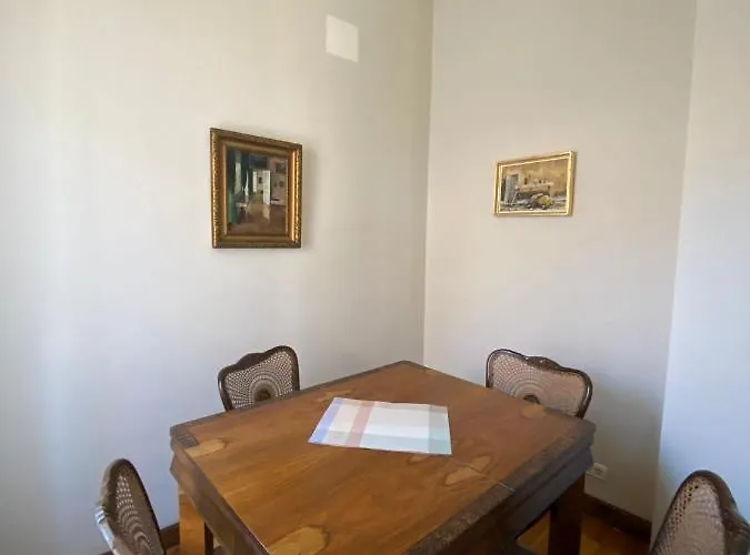 Cristian Near Old Town Lejlighed